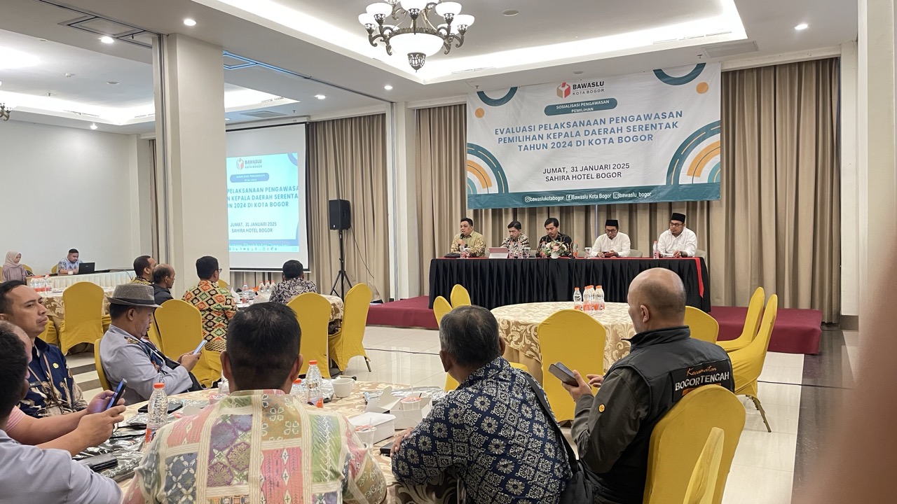 Bawaslu Kota Bogor menggelar acara sosialisasi dengan tema "Evaluasi Pelaksanaan Pemilihan Serentak Tahun 2024 di Kota Bogor"