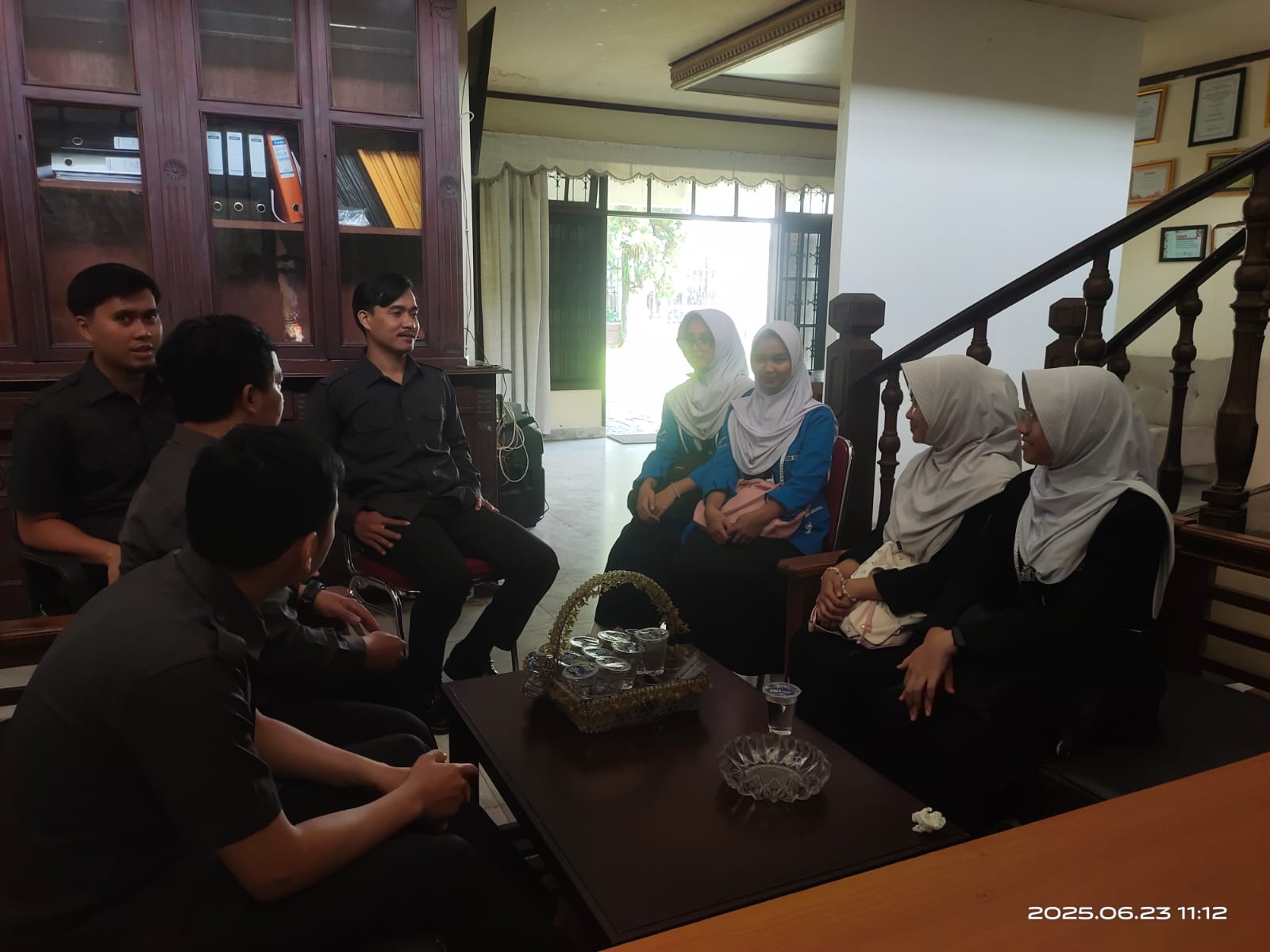 Ketua Bawaslu Kota Bogor, Herdiyatna Terima Siswa Praktek Kerja Lapangan Dari SMK Amaliyah 2 Ciawi Bogor