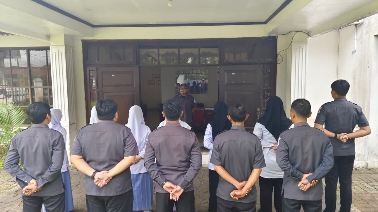 Pimpin Apel Rutin, Kordiv. Hukum dan Penyelesaian Sengketa Bawaslu Kota Bogor, Firman Wijaya Untuk Fokus dan Jaga Soliditas