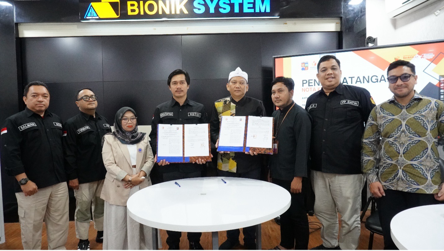Perkuat Sinergi Pemutakhiran Data Kependudukan Bawaslu Kota Bogor Bersama Disdukcapil Kota Bogor Tandatangani Nota Kesepahaman