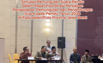 Simulasi Pemungutan Suara Pemilu Dalam Rapat Koordinasi Persiapan Pengawasan Pemungutan dan Penghitungan Suara pada Pemilu Tahun 2024 di Kabupaten/Kota Provinsi Jawa Barat