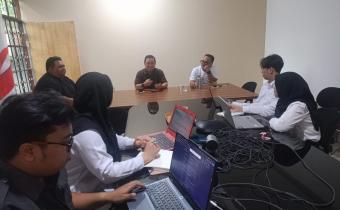 Bawaslu Kota Bogor Adakan Rapat Internal Membahas Kerja Setiap Divisi Di Bawaslu Kota Bogor Sekaligus Memberikan Pengetahuan Kerja Bagi CPNS Bawaslu