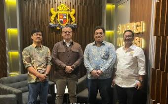 Perkuat Silaturahmi, Ketua dan Anggota Bawaslu Kota Bogor Hadiri Buka Puasa Bersama KADIN Kota Bogor