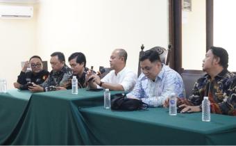 Kordiv PP Datin Bawaslu Kota Bogor, Supriantona Berikan Materi Peningkatan Kapasitas PPID