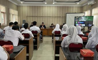 Bawaslu Mengajar, Pemilih Pemula Diajak Kawal Demokrasi