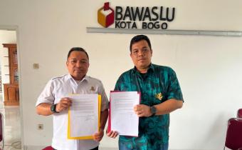 Anggota Bawaslu Kota Bogor Tandatangani Indikator Kinerja Utama (IKU) Tahun 2026